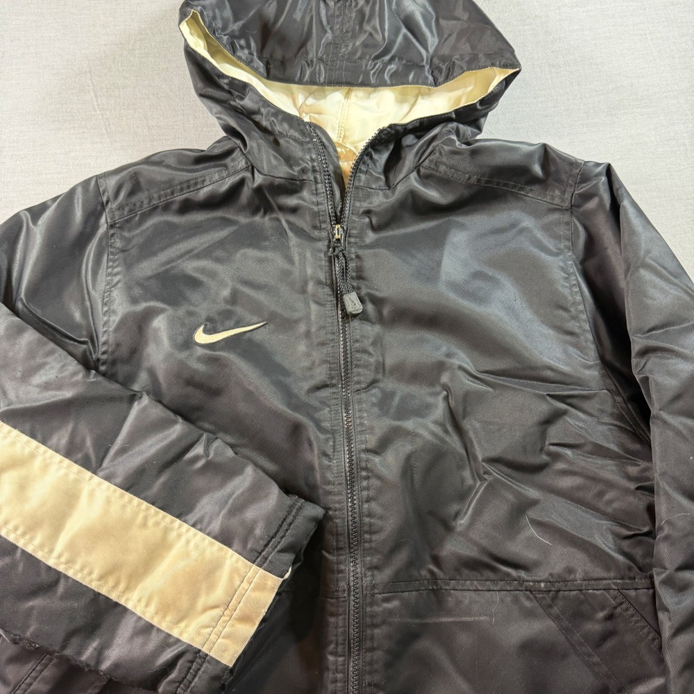 Nike Hooded Puffer Jacket Youth Large Black‎ Good Vintage Team Sports Spell Out